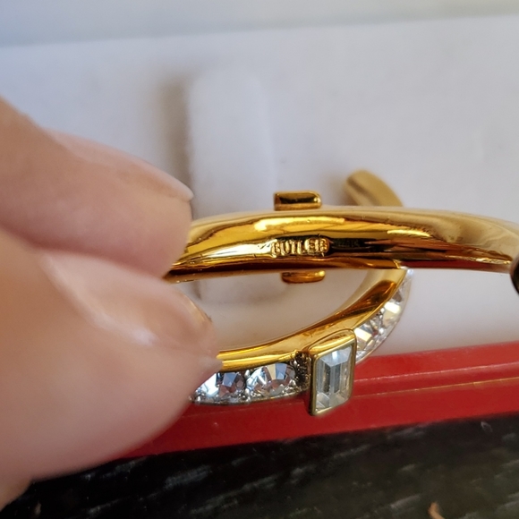 Butler/Saks Fifth Ave vintage earrings, signed - Picture 3 of 3